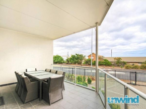Block Escape - Ocean View Apartment No 1